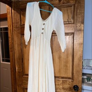 This is a cute simple dress for many occasions! It is never worn.